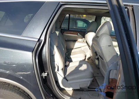 2011 Buick Enclave 1Xl z USA, uszkodzony, nr VIN 5GAKVBED2BJ398196